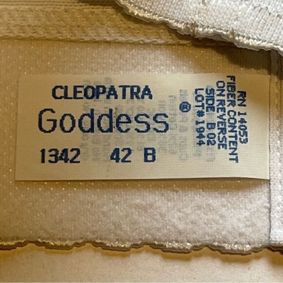 Vintage 1950's Bra Shapewear Cleopatra Goddess White NWOT 42B - Picture 3 of 9